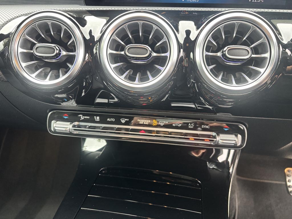 Mercedes-Benz A Class Hatchback White #32