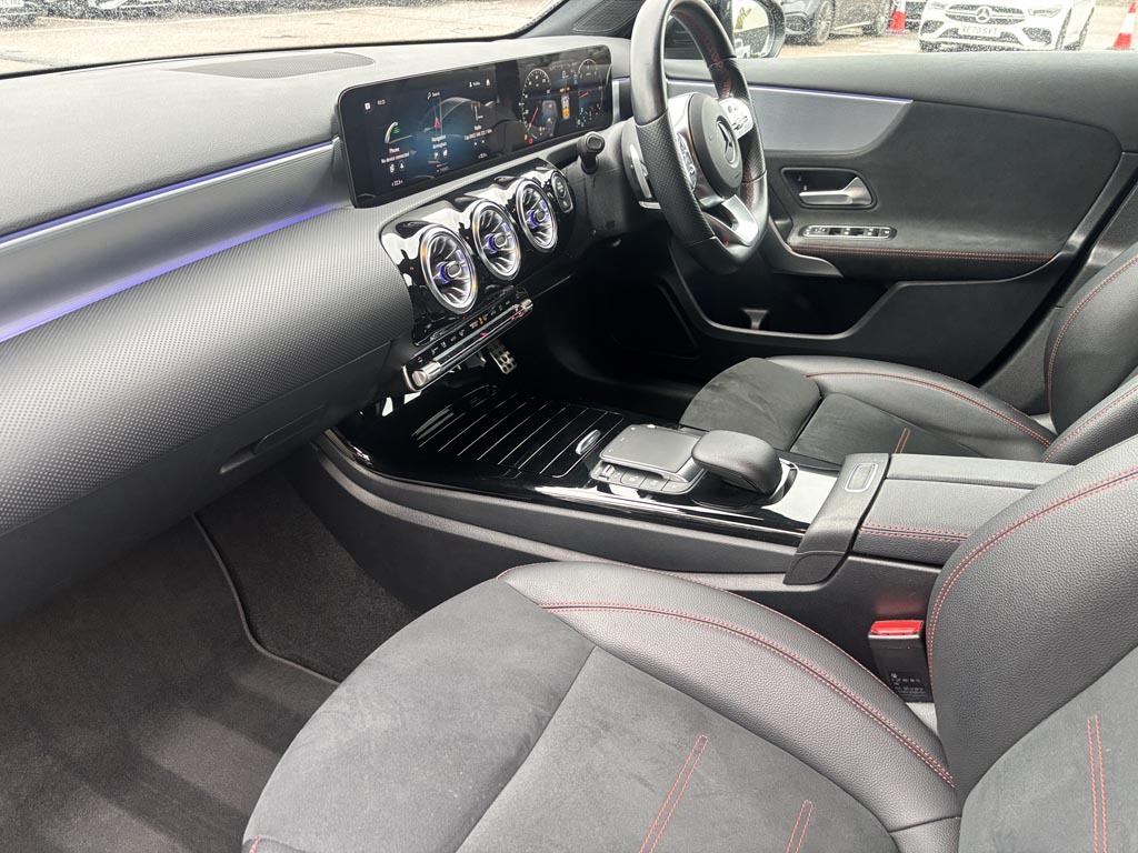 Mercedes-Benz A Class A180d 2.0 Amg Line Premium Grey #3