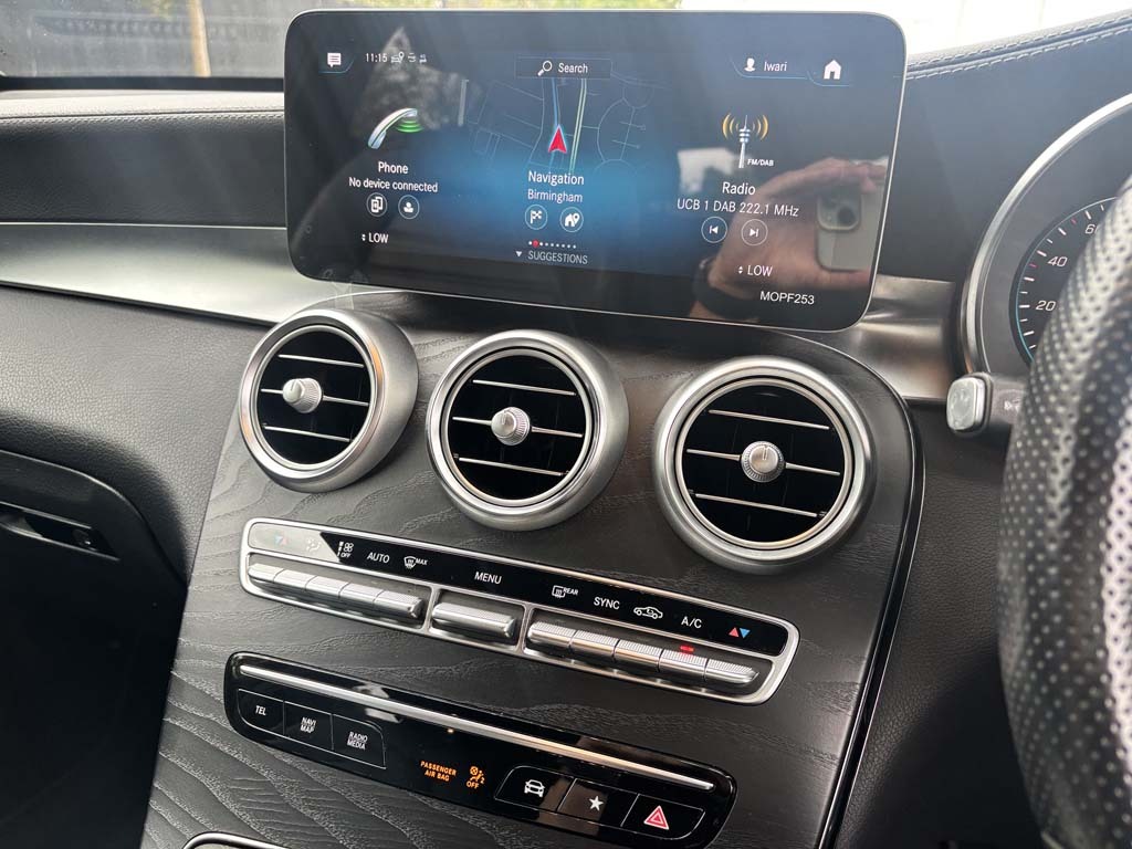 Mercedes-Benz GLC Class Glc 300D 4Matic Amg Line Premium 9G-tronic Silver #5
