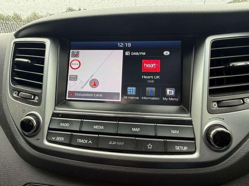 Hyundai Tucson Crdi Se Nav Blue Drive White #12