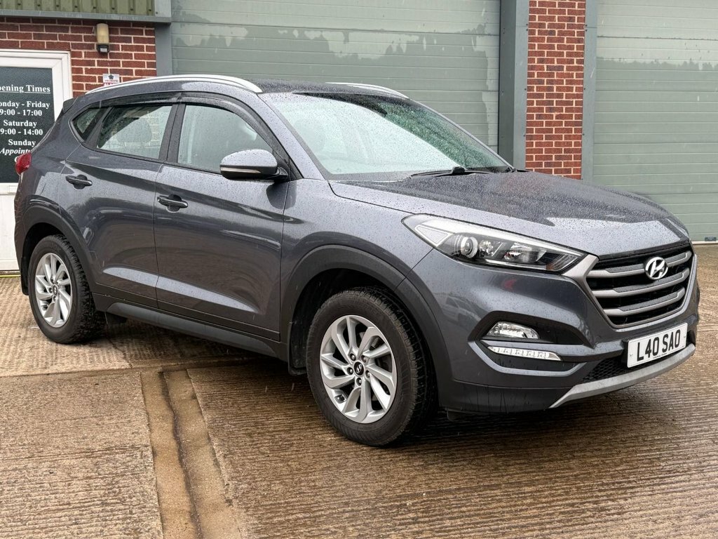 Hyundai Tucson 1.6 Gdi Blue Drive Se Nav Suv Eu Grey #2