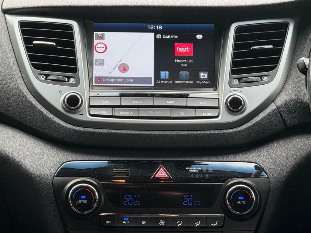 Hyundai Tucson Crdi Se Nav Blue Drive White #16
