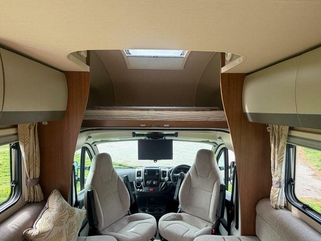 Fiat Ducato 747 Roller Team White #29