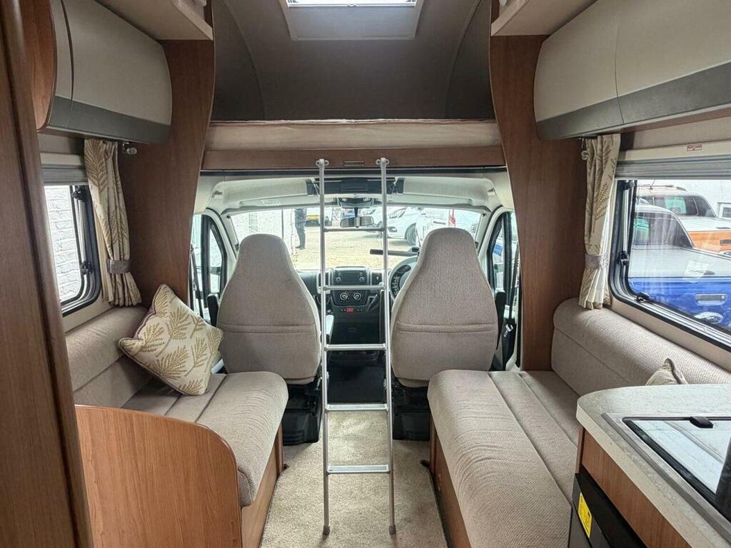 Fiat Ducato 747 Roller Team White #10