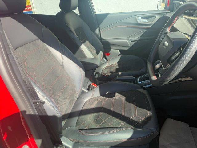 Ford Puma St-line X White #16