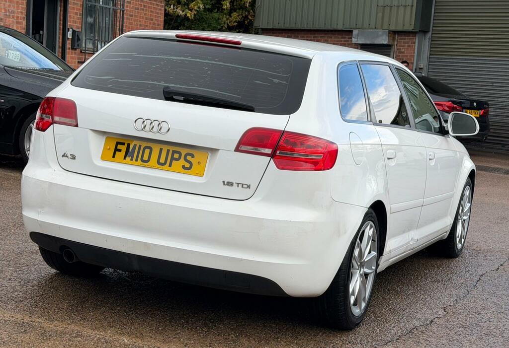 Audi A3 2.0 Tfsi Black Edition Red #4