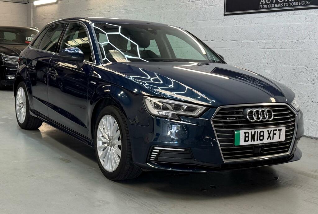 Audi A3 1.4 Tfsi E-tron Sportback E-s Tronic Euro 6 8. Blue