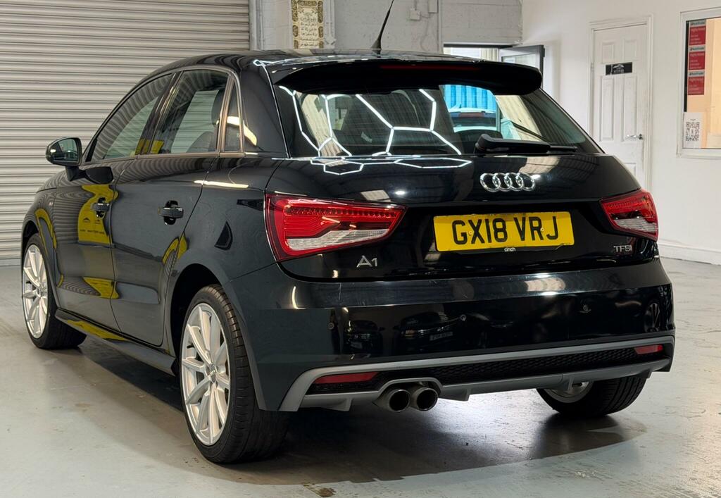 Audi A1 S Line Black #3