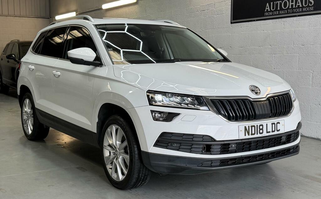 Skoda Karoq Se L White #5