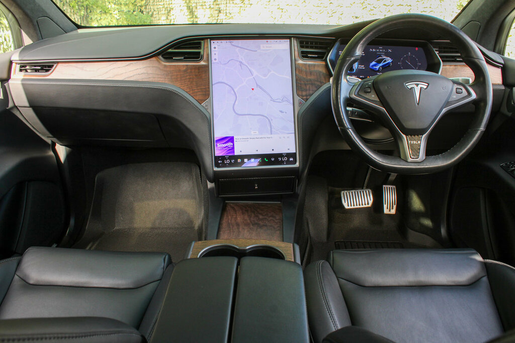 Tesla Model X Dual Motor Long Range White #2
