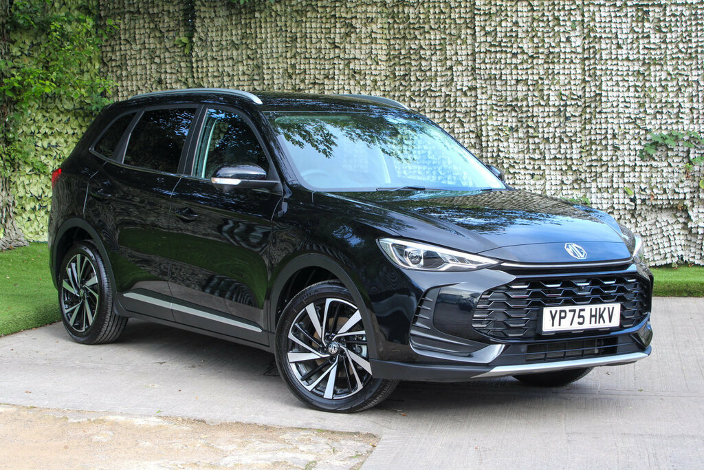 MG ZS Hybrid Trophy Black