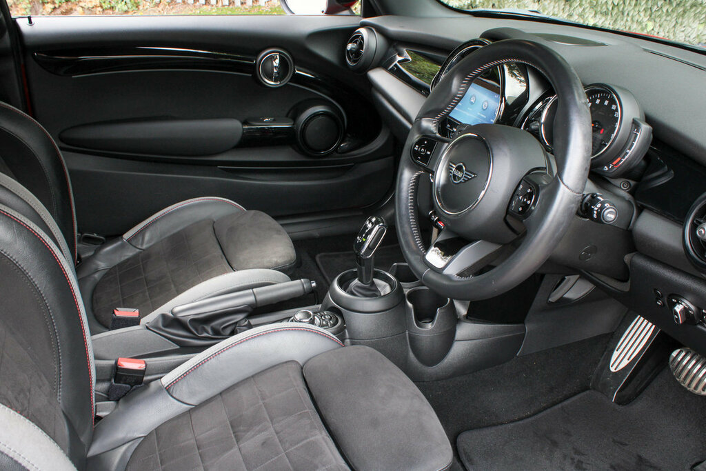 Mini Hatch 135Kw Cooper S Level 3 33Kwh 2021 Black #24