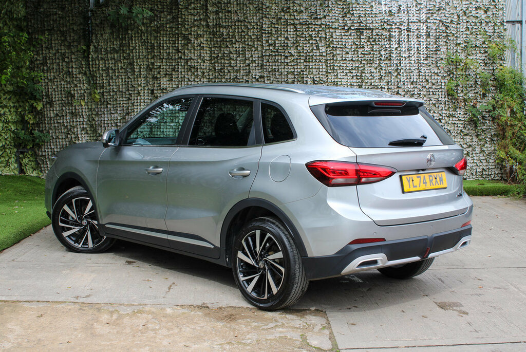 MG ZS Hybrid Trophy Silver #6