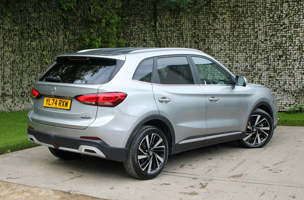 MG ZS Hybrid Trophy Silver #4