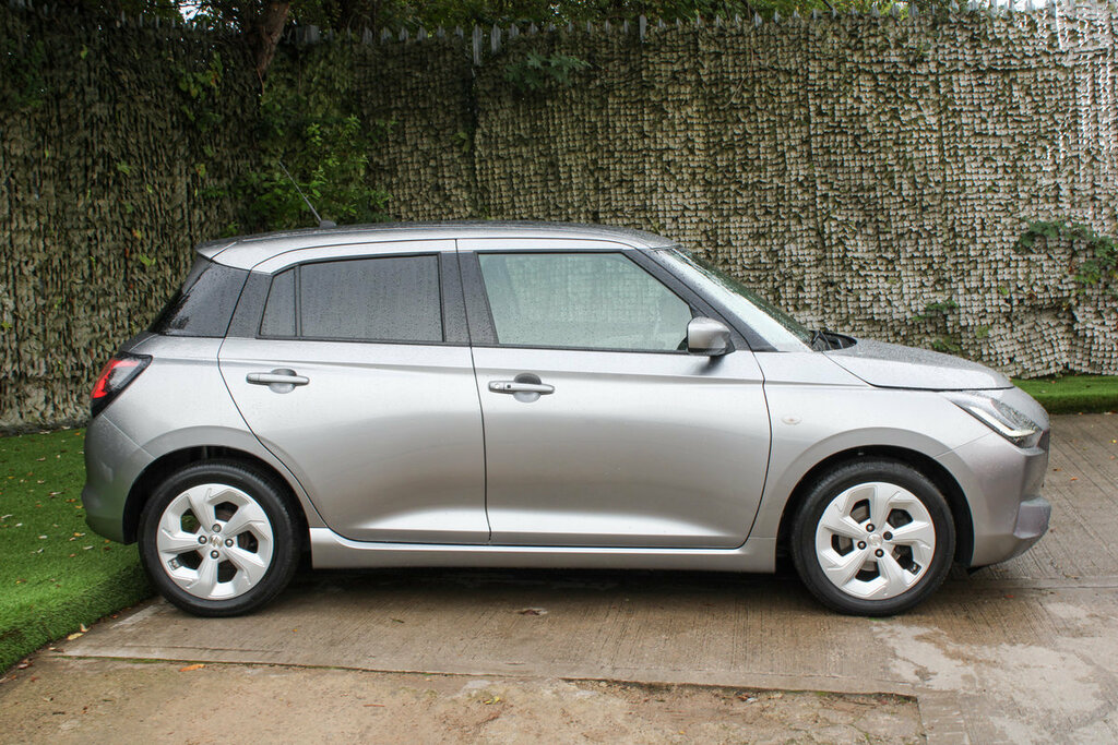 Suzuki Swift Motion Silver #3