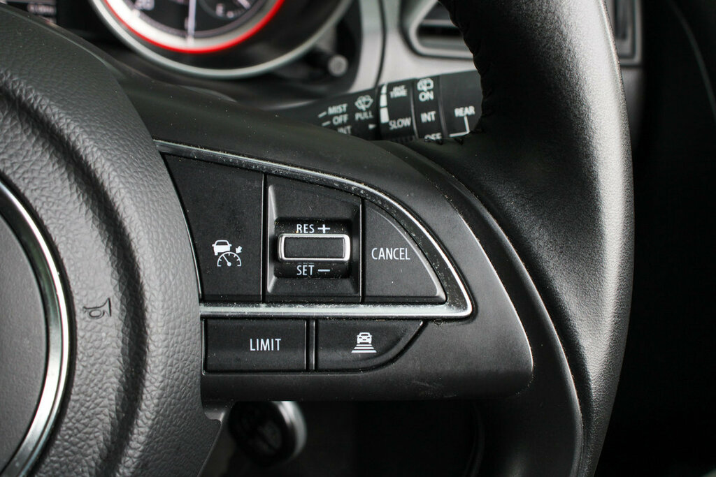 Suzuki Swift Swift Sz-l Dualjet Mhev White #23