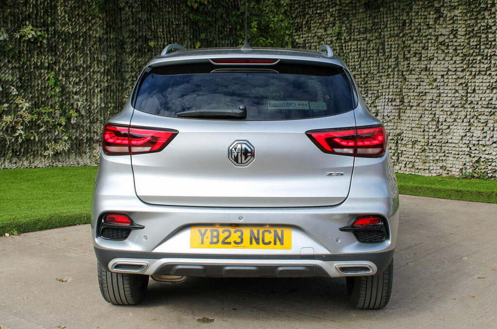 MG ZS Exclusive Silver #5