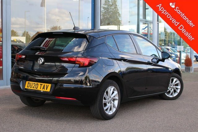 Vauxhall Astra 1.5 Turbo D Business Edition Nav Hatchback Die Black #3