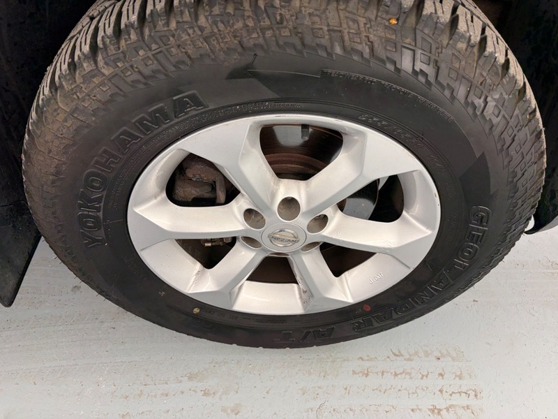 Nissan Navara Dci Tekna 4X4 Grey #2