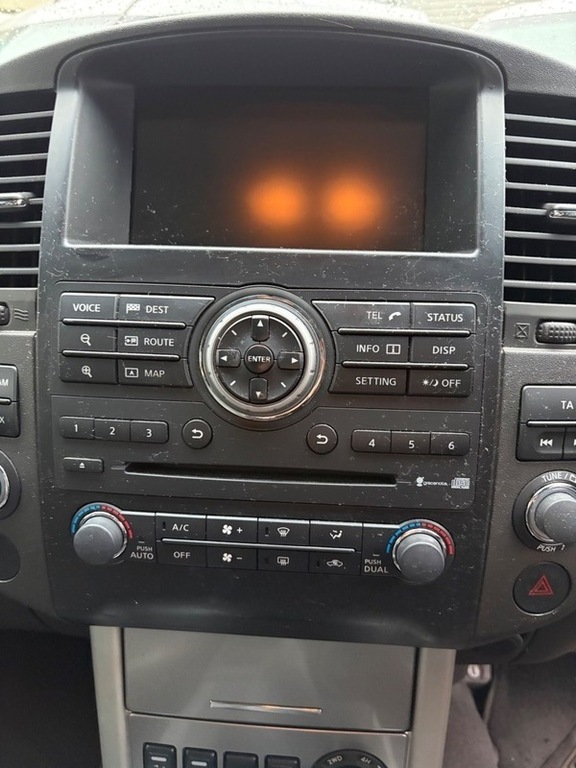 Nissan Navara Platinum Black #16