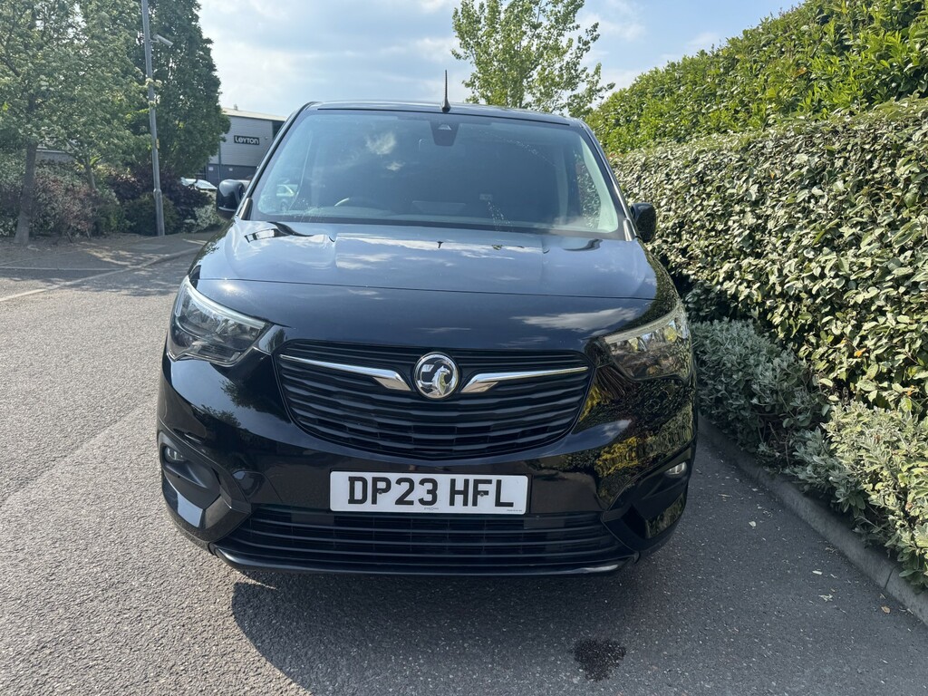 Vauxhall Combo 1.5 Combo Pro 1.5D 100 M6 L2h1 2300 Panel Van 202 Black #3