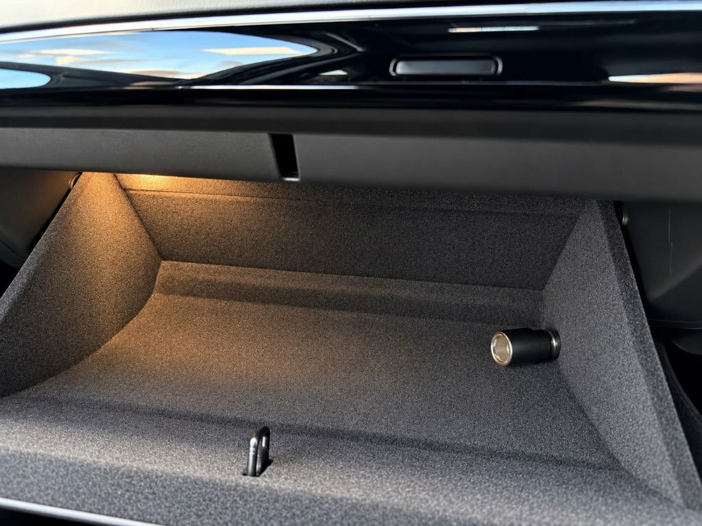 Jaguar XF  Red #32