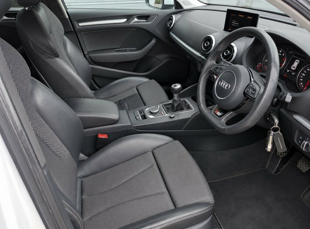 Audi A3 1.4L S Line White #4