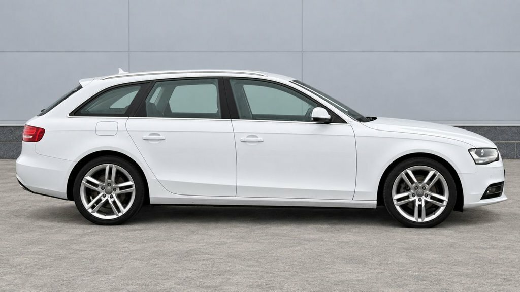 Audi A4 Avant 2L Se White #2