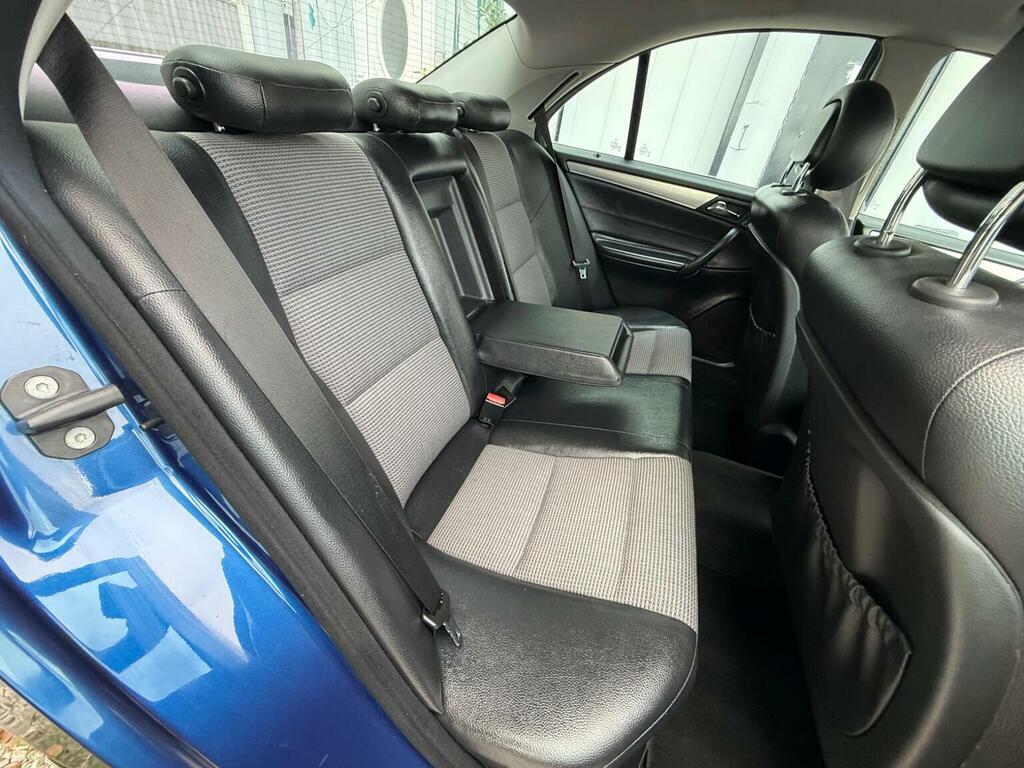 Mercedes-Benz C Class Elegance Se Red #9
