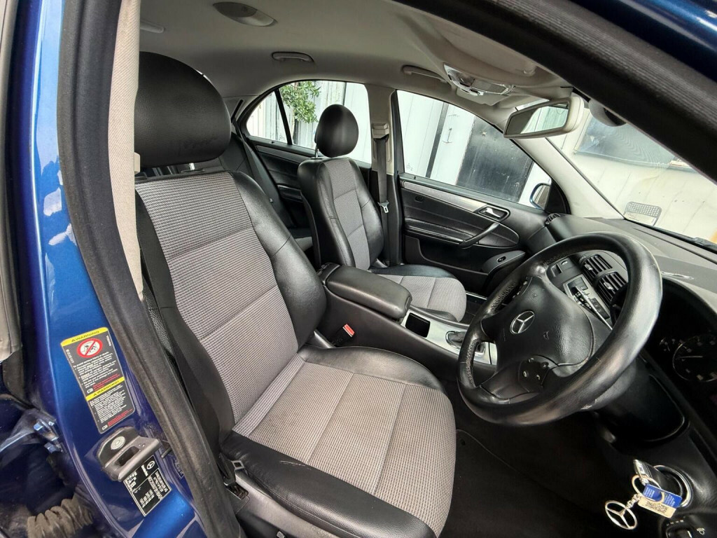 Mercedes-Benz C Class Elegance Se Red #47