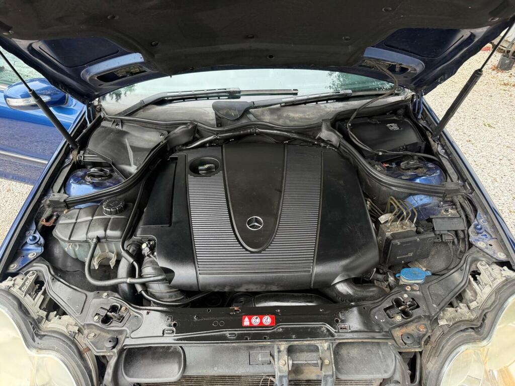 Mercedes-Benz C Class Elegance Se Red #41