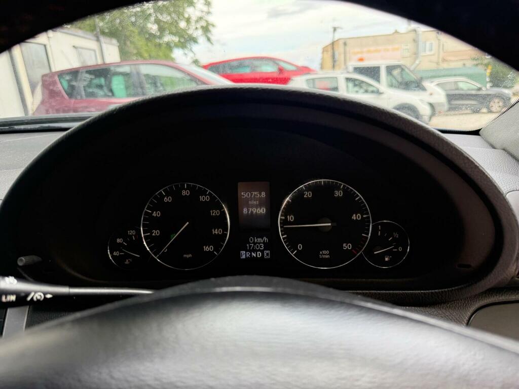 Mercedes-Benz C Class Elegance Se Red #35