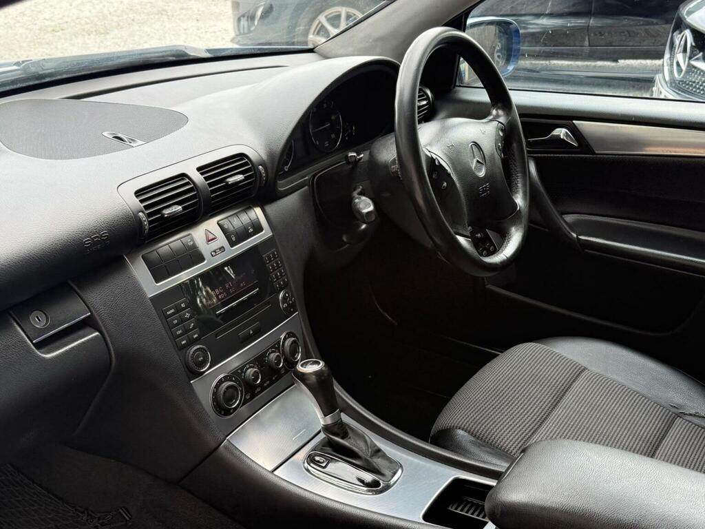 Mercedes-Benz C Class Elegance Se Red #21