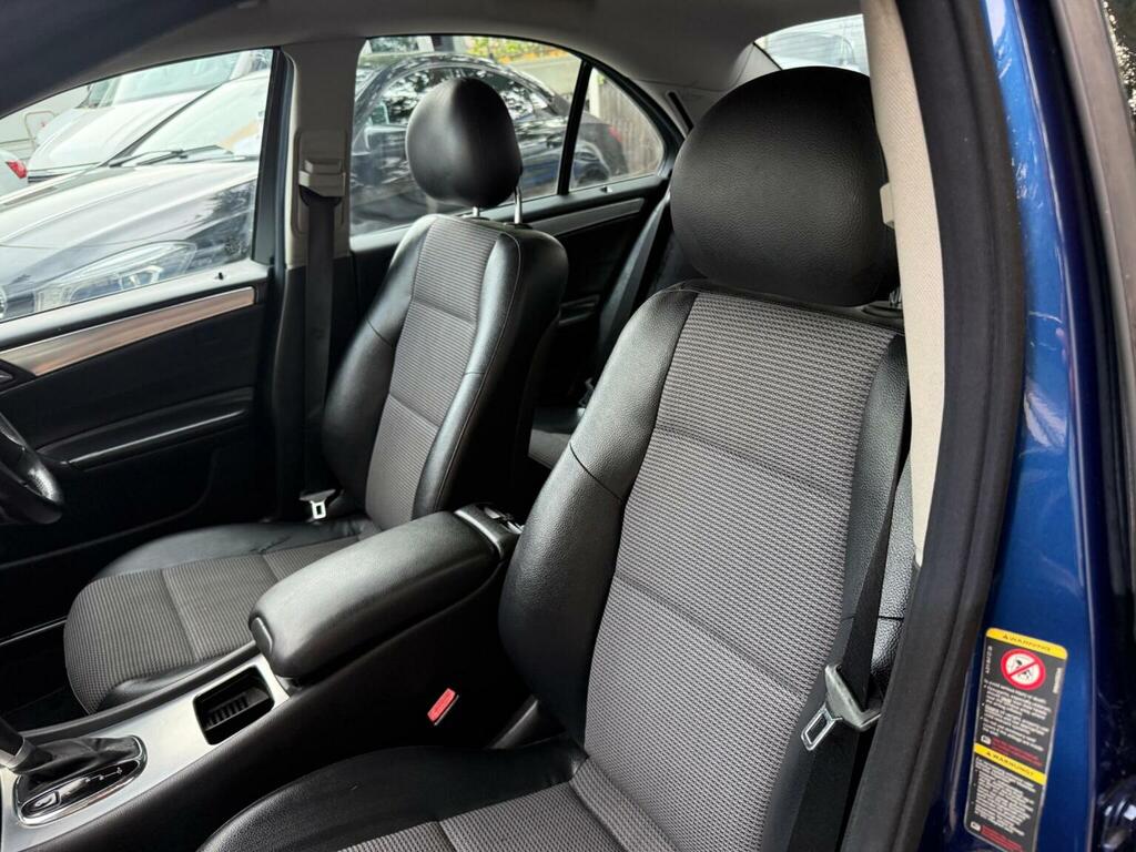 Mercedes-Benz C Class Elegance Se Red #19