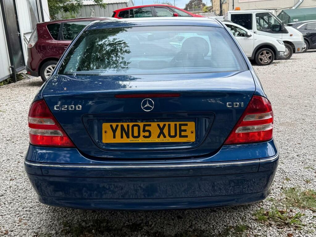 Mercedes-Benz C Class Elegance Se Red #12