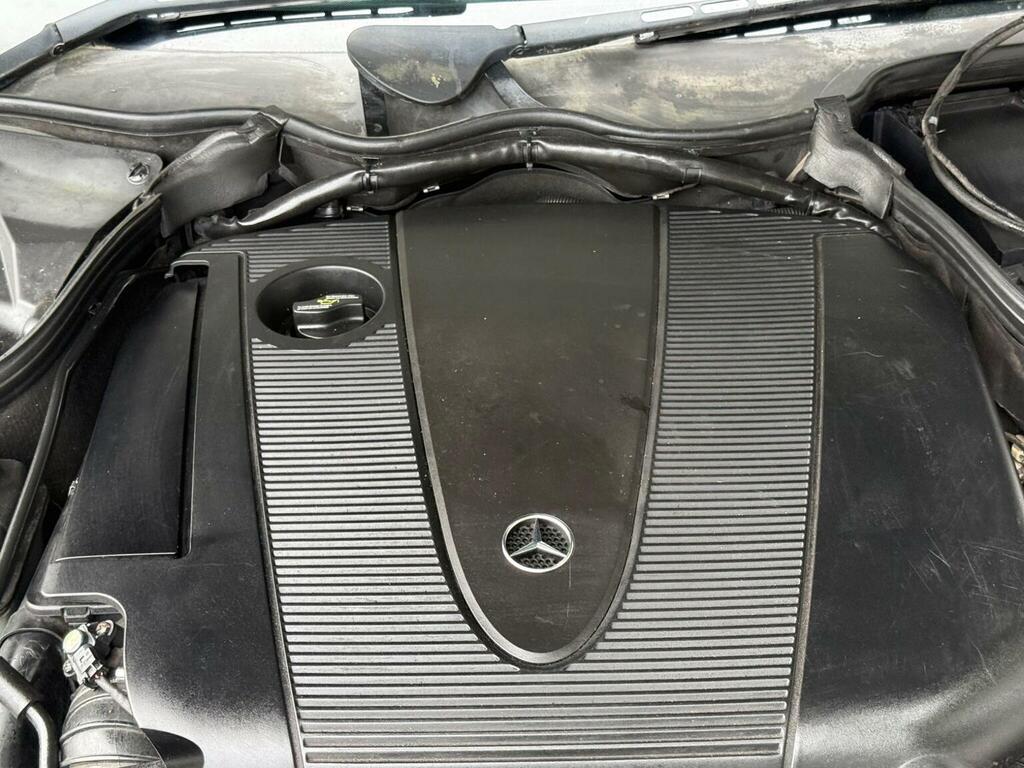 Mercedes-Benz C Class Elegance Se Red #42