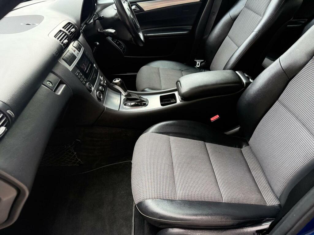 Mercedes-Benz C Class Elegance Se Red #20