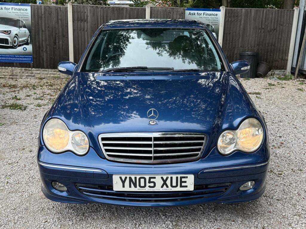 Mercedes-Benz C Class Elegance Se Red #25