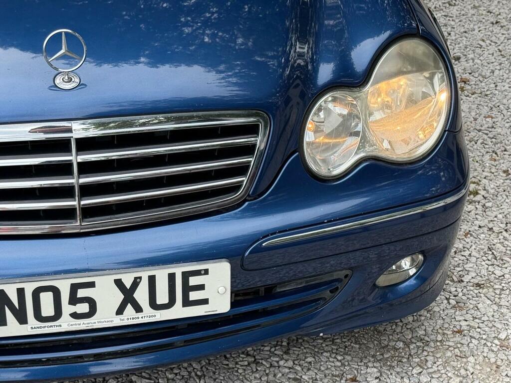 Mercedes-Benz C Class Elegance Se Red #26