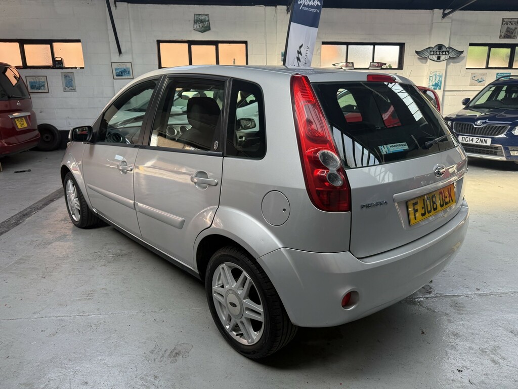 Ford Fiesta 1.4 Td Ghia 200909 FJ08OLK Silver #4