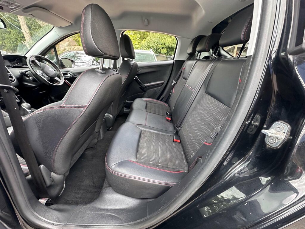 Peugeot 208  Black #10