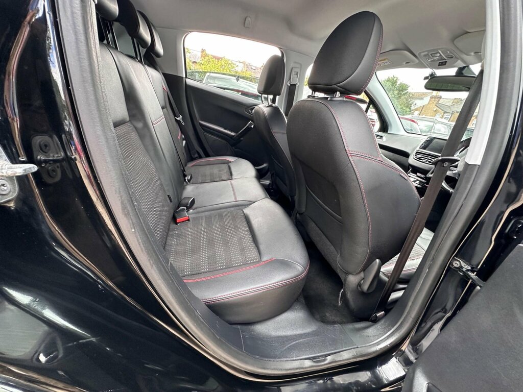 Peugeot 208  Black #14