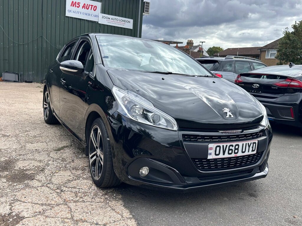 Peugeot 208 1.2 Puretech Gpf Gt Line Eat Euro 6 Ss Black