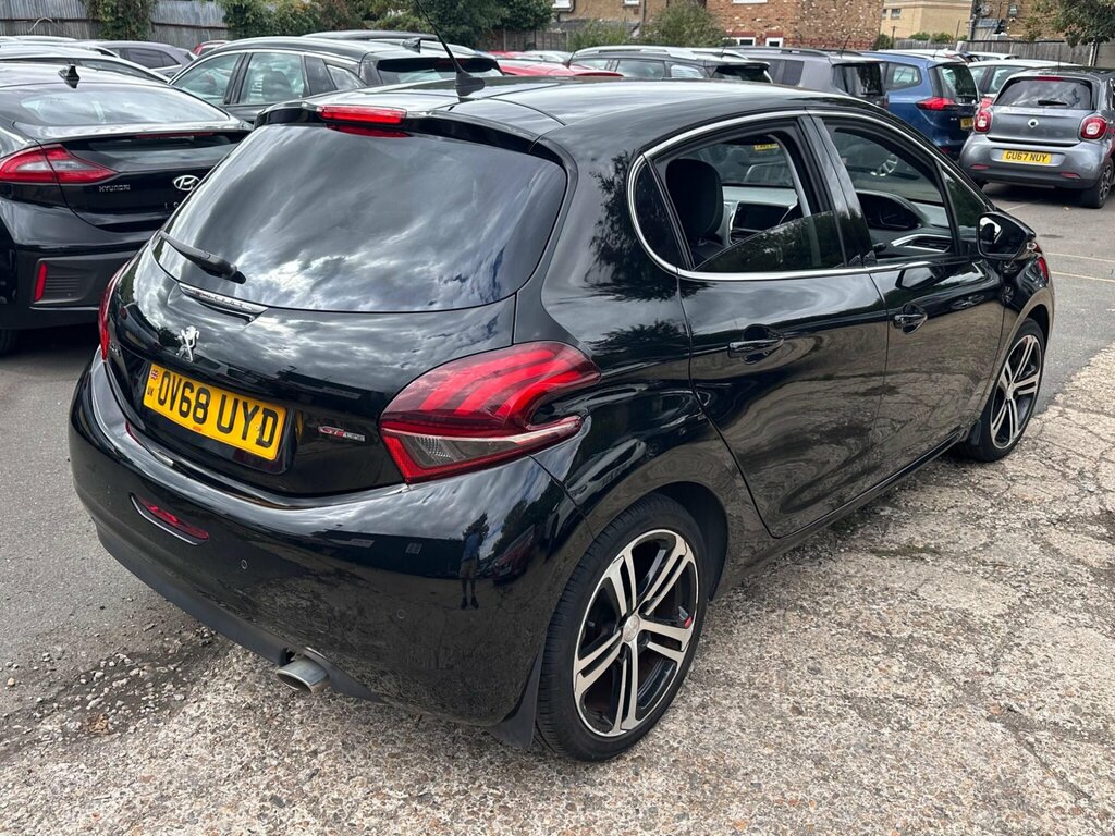Peugeot 208 1.2 Puretech Gpf Gt Line Eat Euro 6 Ss Black #6