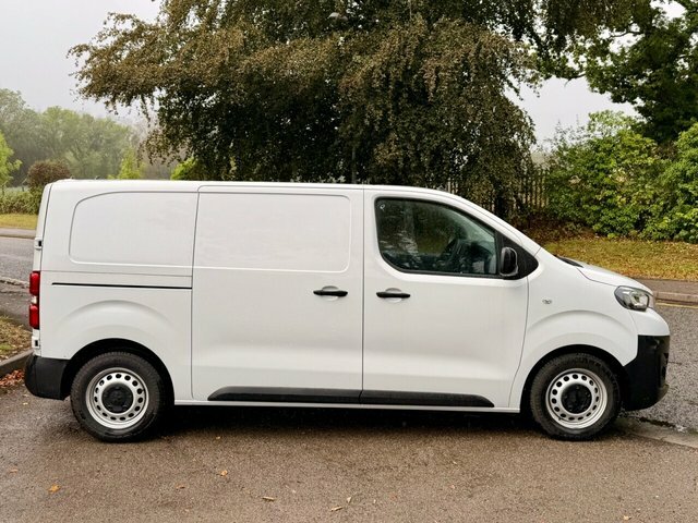 Peugeot E-Expert 2024 E 1000 75Kwh Professional Premium Standard White #2