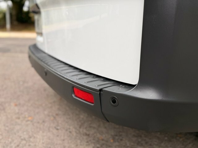 Ford Transit Custom L2 H2 310 Hr Pv 201766 White #10