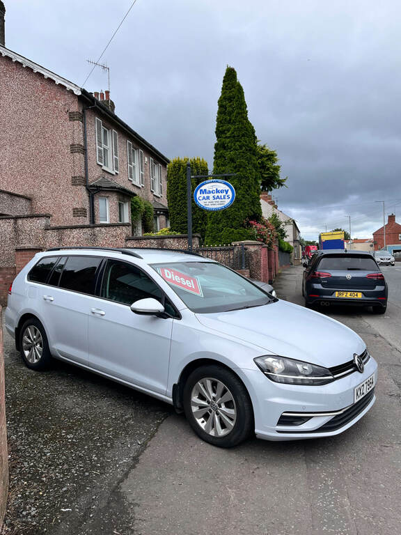 Volkswagen Golf 1.6 Tdi Se Nav KXZ7954 Silver #4