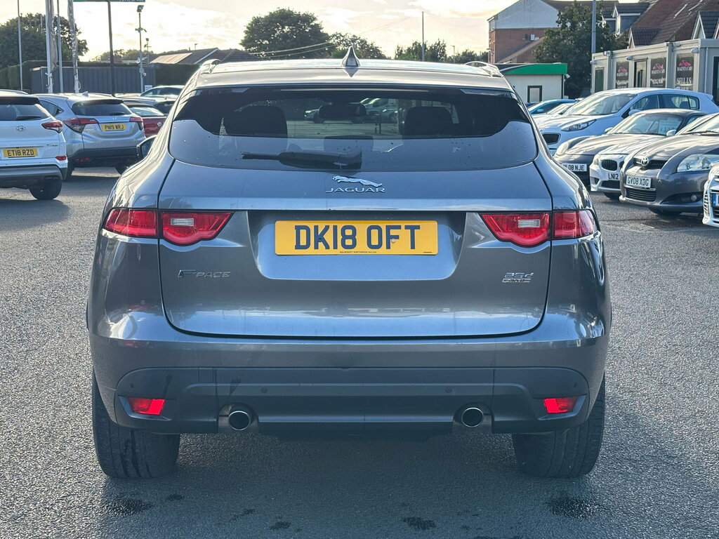 Jaguar F-Pace 2.0D Portfolio Awd Black #7