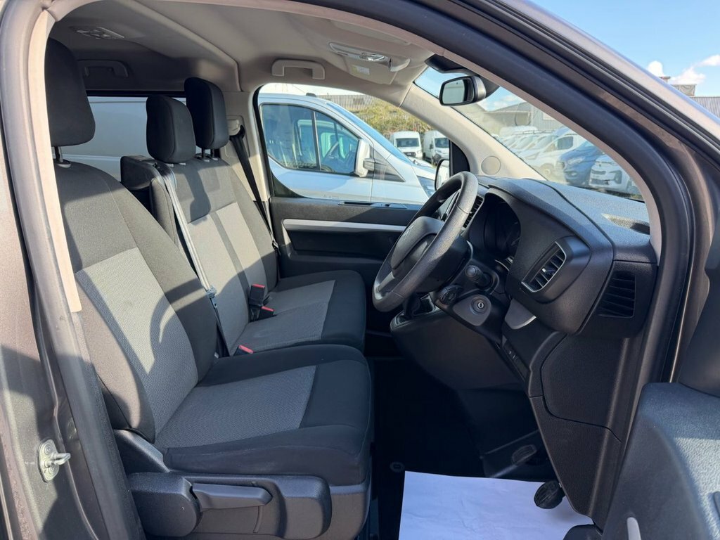 Citroen SpaceTourer Mpv Silver #17