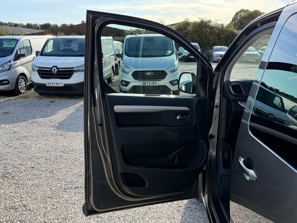 Citroen SpaceTourer Mpv Silver #29